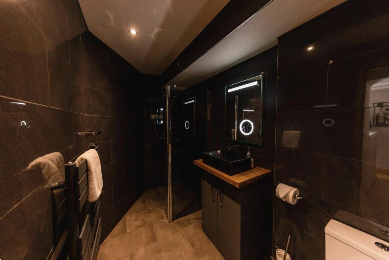 Superb Luxury Apartment By Canal - Central Edinburgh Exterior foto